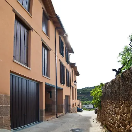 Vila Casa Mallos De Agüero