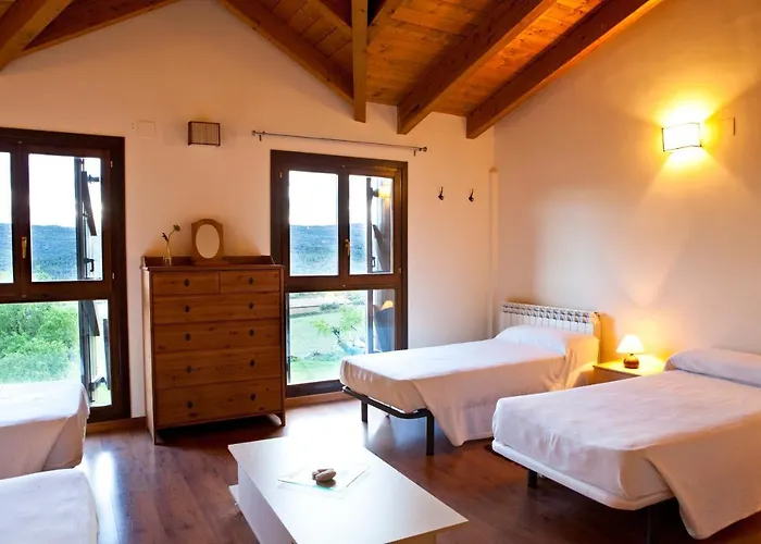 Casa Mallos De Villa Agüero